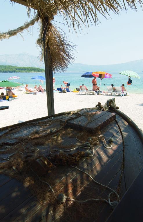 Hotel Borik Lumbarda Bagian luar foto